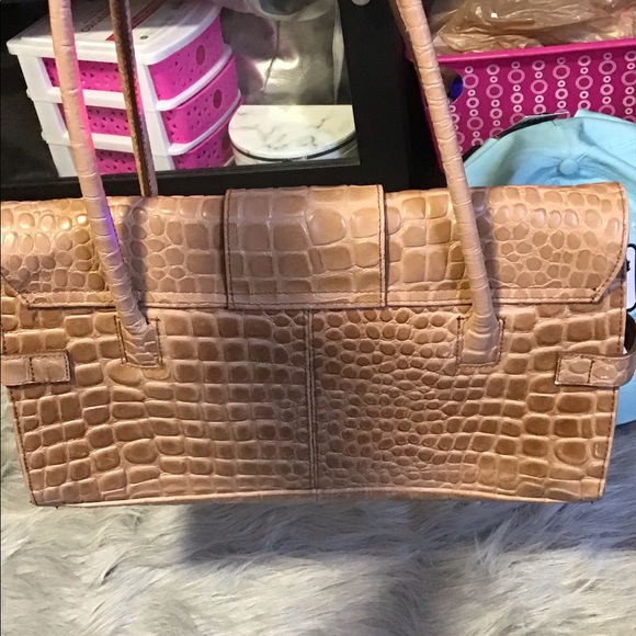 Women’s Purse | lord and Taylor GENUINE LEATHE - Picture 3 of 4